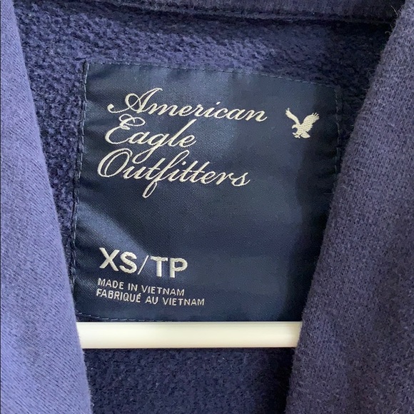 American Eagle Hoodie 🖤 - Picture 2 of 3